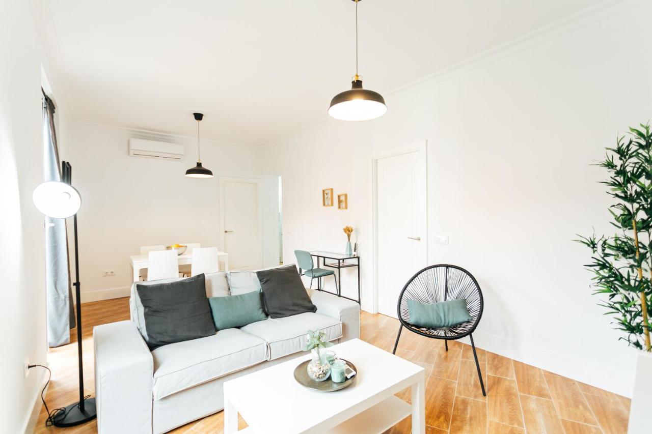 세비야 Alohamundi Peral 아파트 외부 사진